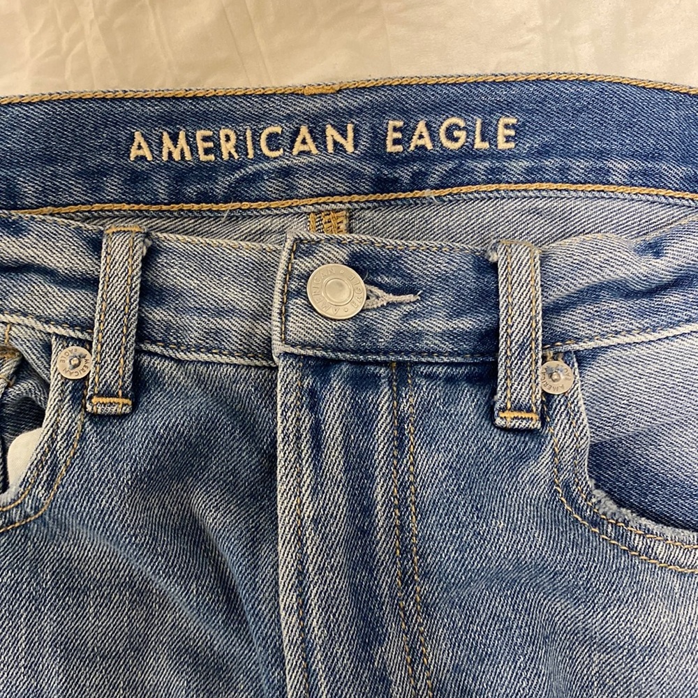 Size 6 AE straight cut jeans